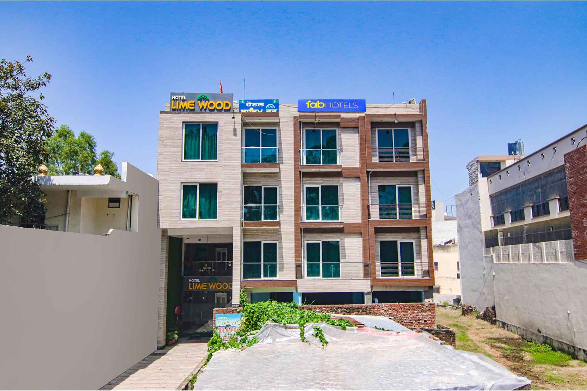 Fabhotel Lime Wood Mohali Bagian luar foto